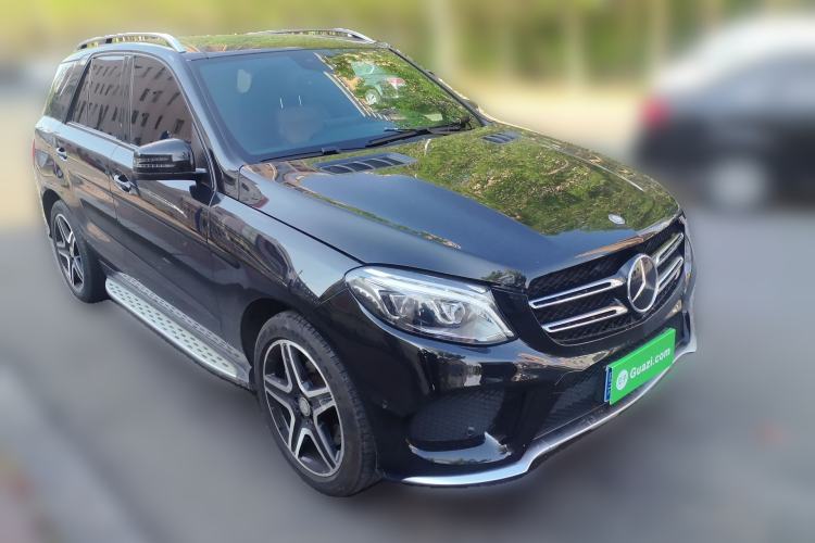 Used Mercedes-Benz GLE 2016 GLE 450 AMG 4MATIC Front Right 45 Deg