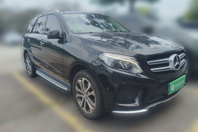 Used Mercedes-Benz GLE 2016 GLE 320 4MATIC Dynamic Edition Front Right 45 Deg