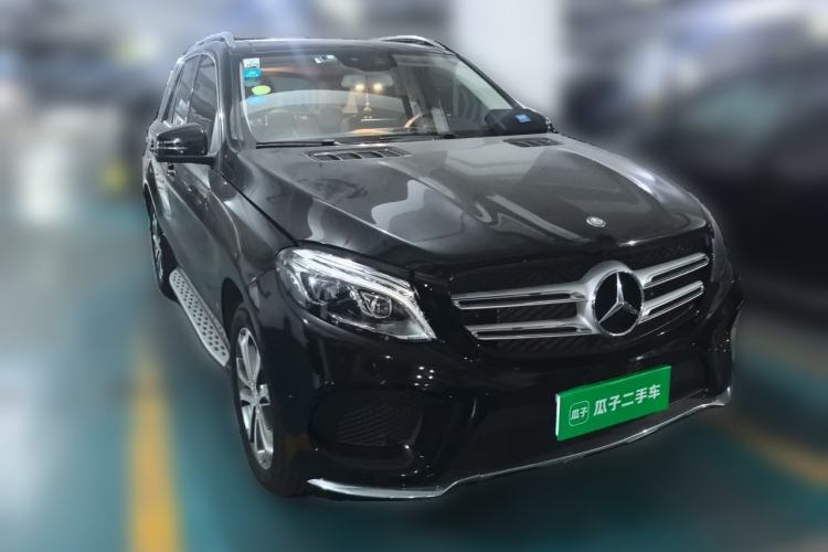 Used Mercedes-Benz GLE 2016 GLE 320 4MATIC Dynamic Edition Front Right 45 Deg