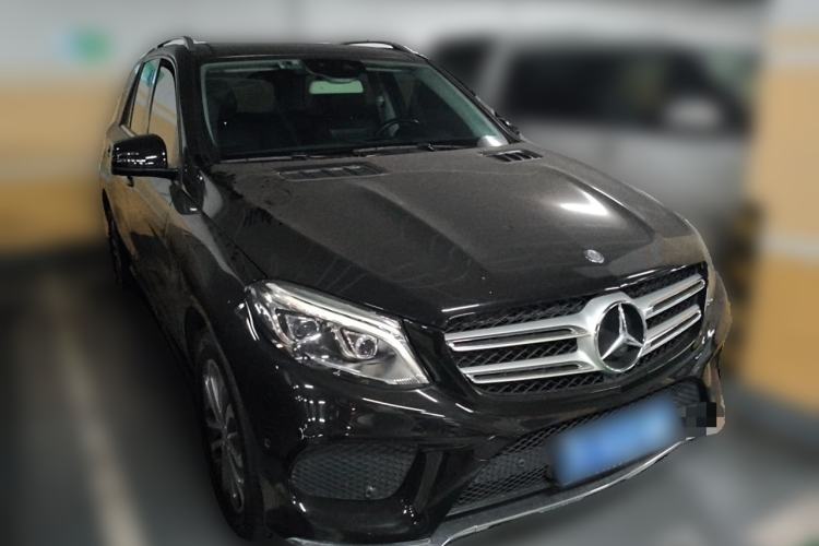 Used Mercedes-Benz GLE 2016 GLE 320 4MATIC Dynamic Edition Front Right 45 Deg