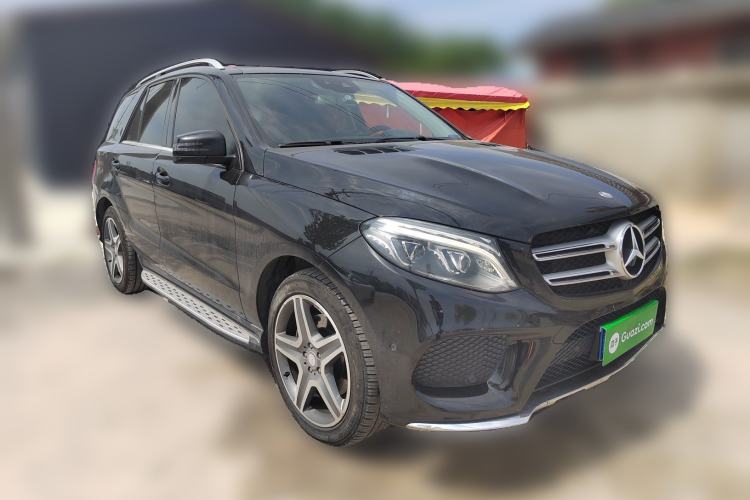 Used Mercedes-Benz GLE 2016 GLE 400 4MATIC Front Right 45 Deg
