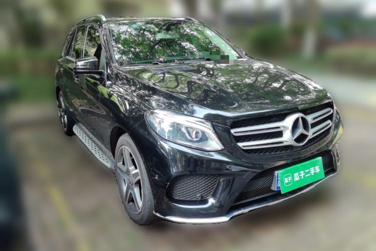 Used Mercedes-Benz GLE 2016 GLE 400 4MATIC Front Right 45 Deg