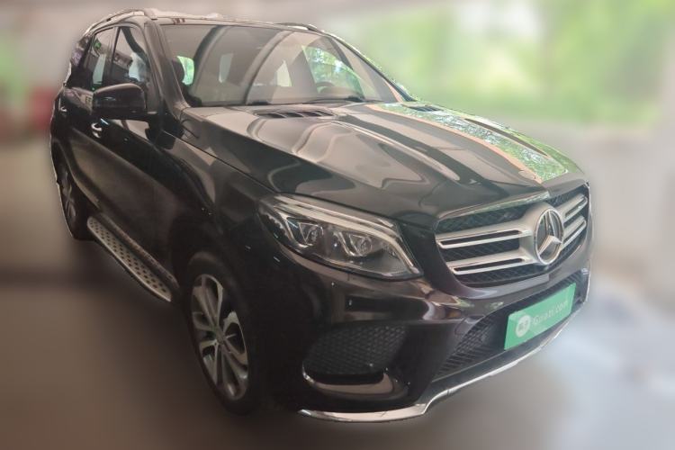 Used Mercedes-Benz GLE 2016 GLE 320 4MATIC Dynamic Edition Front Right 45 Deg