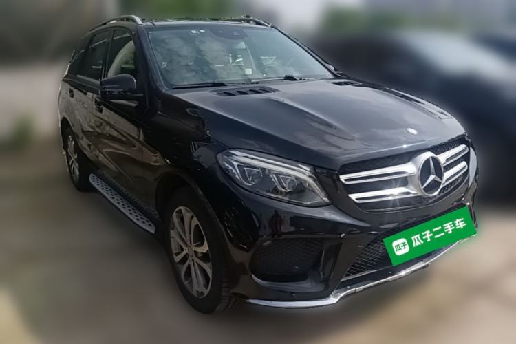 Used Mercedes-Benz GLE 2016 GLE 320 4MATIC Dynamic Edition Front Right 45 Deg