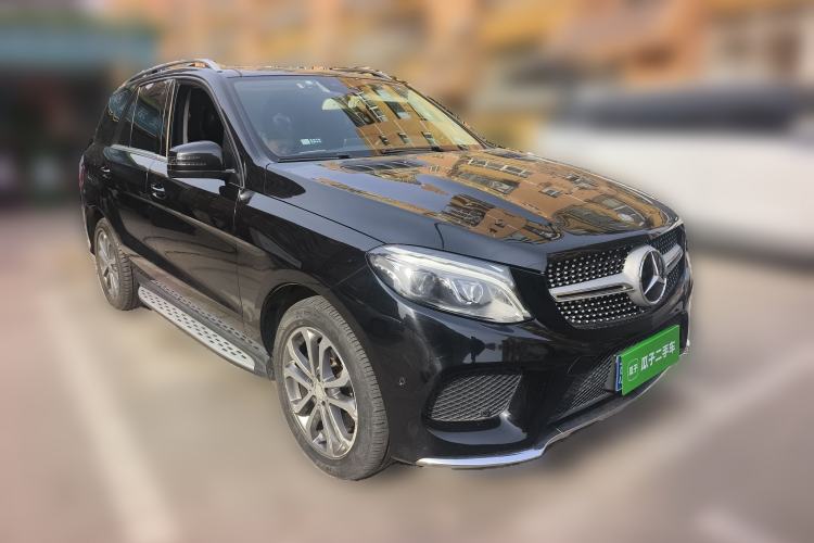 Used Mercedes-Benz GLE 2016 GLE 320 4MATIC Dynamic Edition Front Right 45 Deg