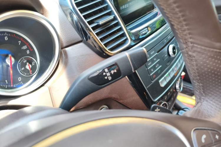 Used Mercedes-Benz GLE 2016 GLE 320 4MATIC Dynamic Edition Gear Lever