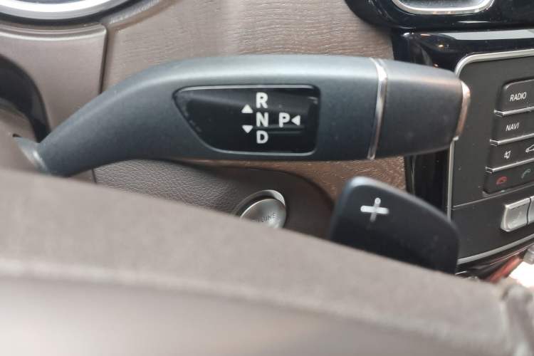 Used Mercedes-Benz GLE 2016 GLE 320 4MATIC Luxury Model Gear Lever