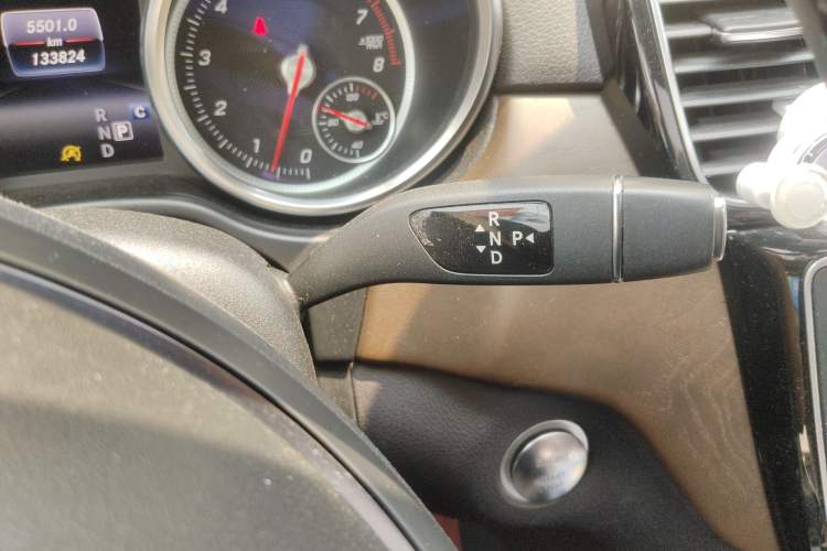 Used Mercedes-Benz GLE 2016 GLE 320 4MATIC Luxury Model Gear Lever