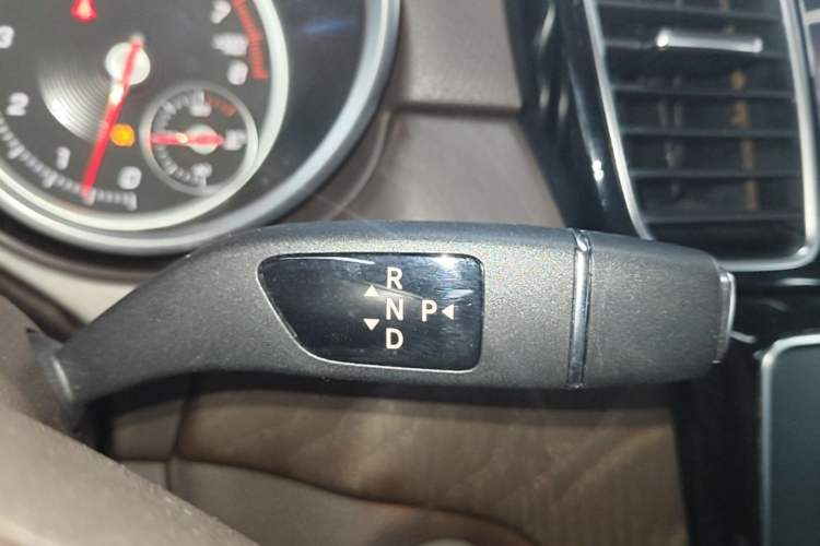 Used Mercedes-Benz GLE 2016 GLE 400 4MATIC Gear Lever