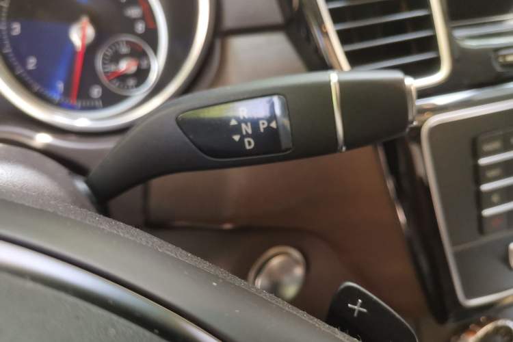 Used Mercedes-Benz GLE 2016 GLE 320 4MATIC Dynamic Edition Gear Lever