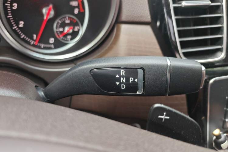 Used Mercedes-Benz GLE 2016 GLE 400 4MATIC Gear Lever