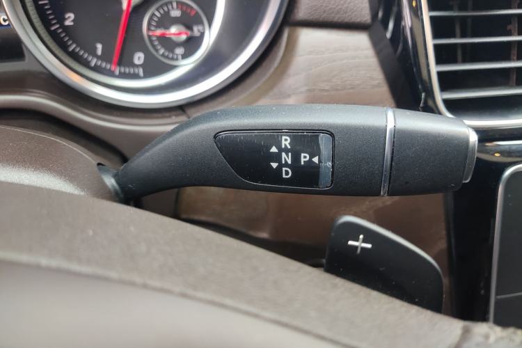 Used Mercedes-Benz GLE 2016 GLE 320 4MATIC Dynamic Edition Gear Lever