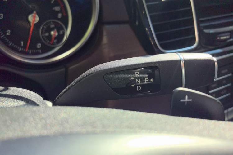 Used Mercedes-Benz GLE 2016 GLE 400 4MATIC Gear Lever