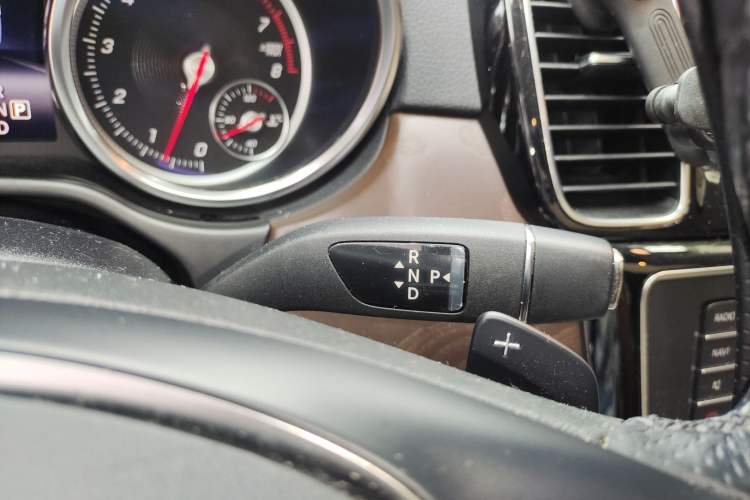 Used Mercedes-Benz GLE 2016 GLE 400 4MATIC Gear Lever
