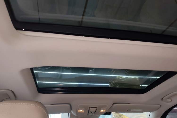 Used Mercedes-Benz GLE 2016 GLE 320 4MATIC Dynamic Edition Headliner