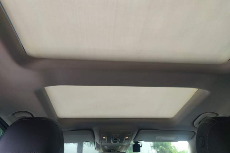 Used Mercedes-Benz GLE 2016 GLE 320 4MATIC Luxury Model Headliner