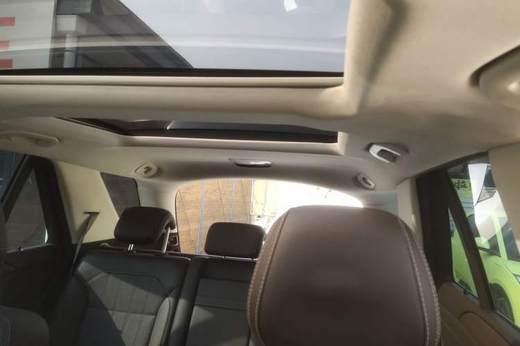 Used Mercedes-Benz GLE 2016 GLE 400 4MATIC Headliner