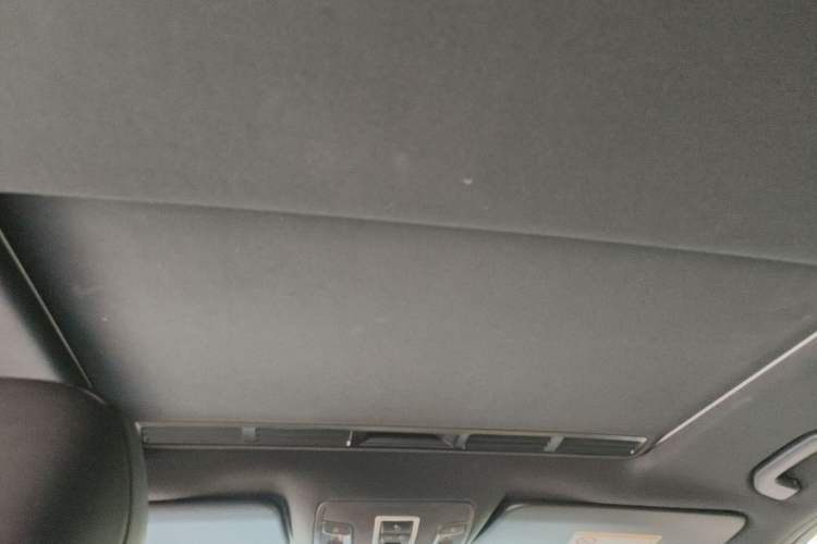 Used Mercedes-Benz GLE 2016 GLE 300 d 4MATIC Headliner