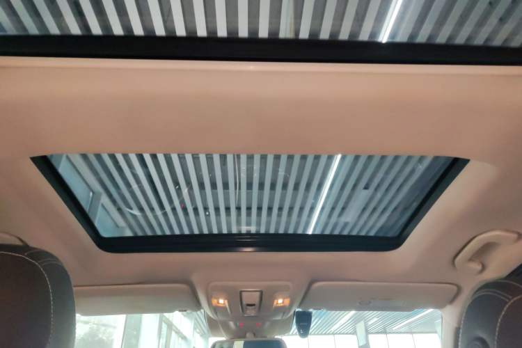 Used Mercedes-Benz GLE 2016 GLE 320 4MATIC Dynamic Edition Headliner