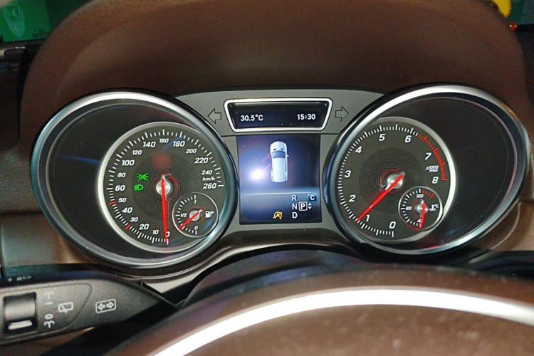Used Mercedes-Benz GLE 2016 GLE 320 4MATIC Dynamic Edition Instrument Cluster