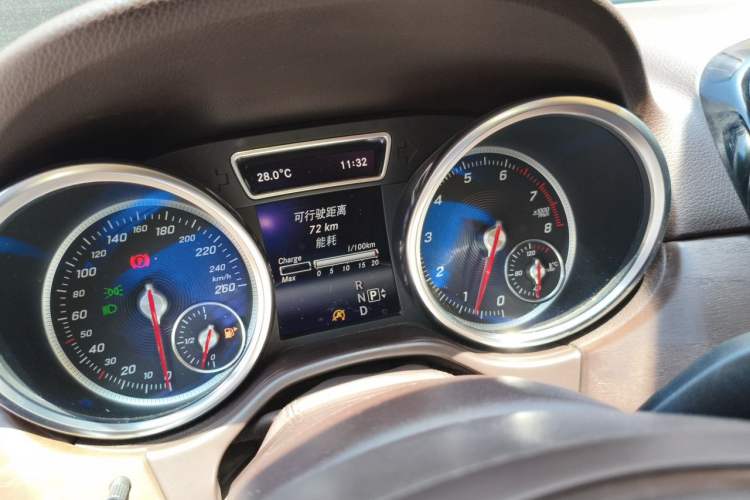 Used Mercedes-Benz GLE 2016 GLE 320 4MATIC Dynamic Edition Instrument Cluster