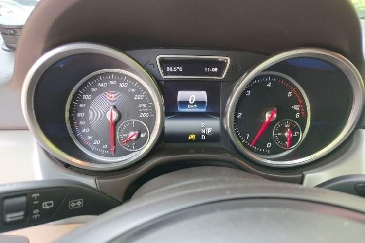 Used Mercedes-Benz GLE 2016 GLE 300 d 4MATIC Instrument Cluster