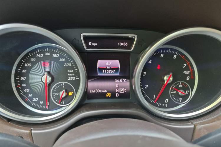 Used Mercedes-Benz GLE 2016 GLE 400 4MATIC Instrument Cluster