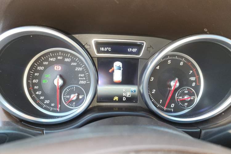 Used Mercedes-Benz GLE 2016 GLE 320 4MATIC Dynamic Edition Instrument Cluster