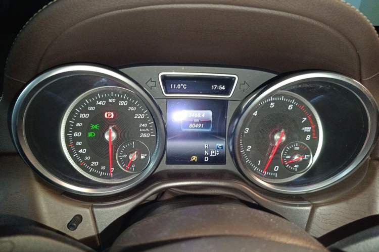 Used Mercedes-Benz GLE 2016 GLE 400 4MATIC Instrument Cluster