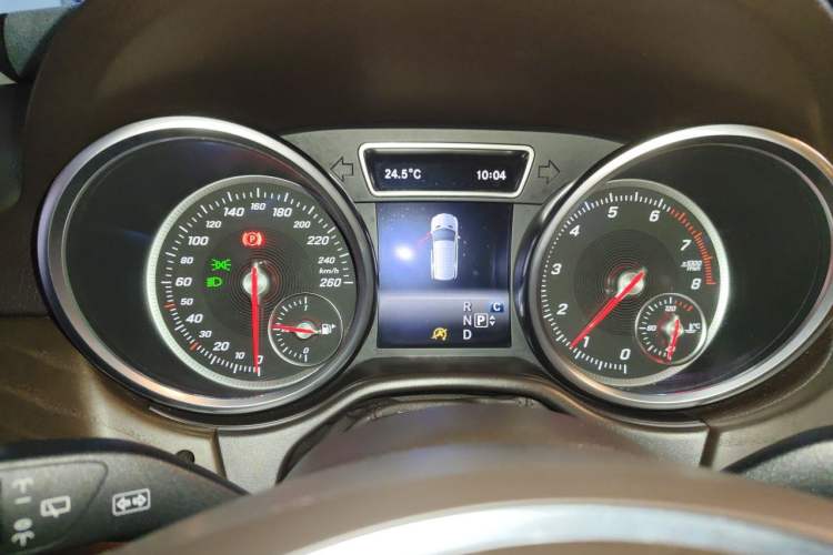 Used Mercedes-Benz GLE 2016 GLE 320 4MATIC Dynamic Edition Instrument Cluster
