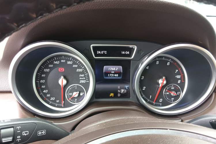 Used Mercedes-Benz GLE 2016 GLE 320 4MATIC Dynamic Edition Instrument Cluster