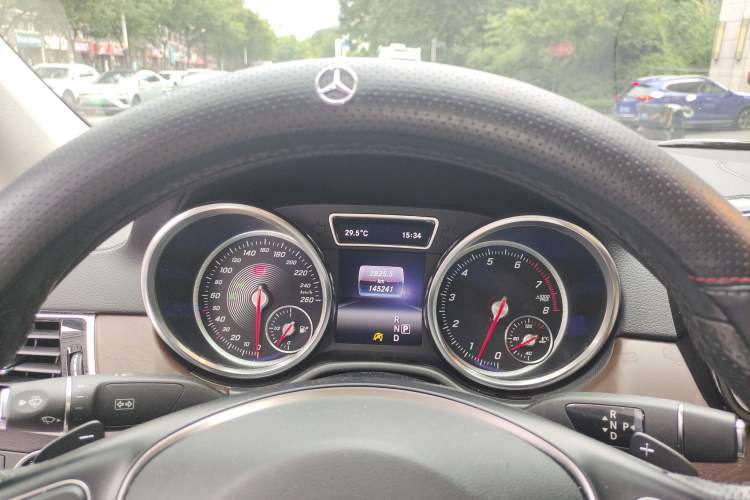 Used Mercedes-Benz GLE 2016 GLE 400 4MATIC Instrument Cluster