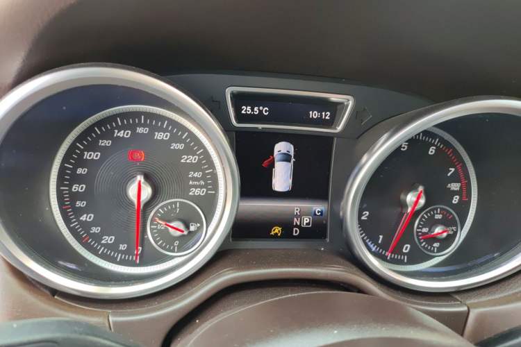 Used Mercedes-Benz GLE 2016 GLE 320 4MATIC Dynamic Edition Instrument Cluster