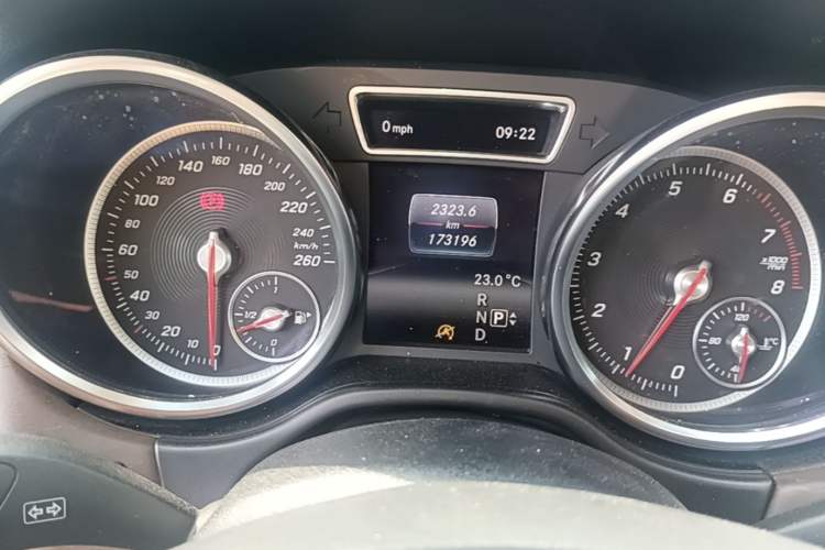 Used Mercedes-Benz GLE 2016 GLE 320 4MATIC Dynamic Edition Instrument Cluster
