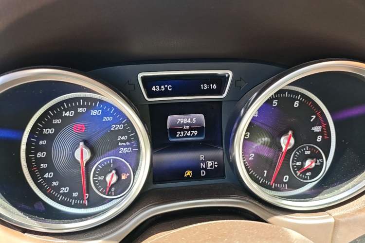 Used Mercedes-Benz GLE 2016 GLE 400 4MATIC Instrument Cluster