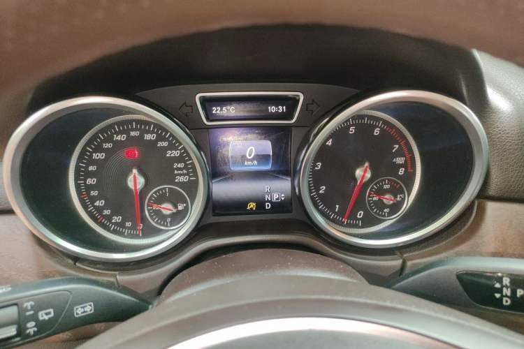 Used Mercedes-Benz GLE 2016 GLE 320 4MATIC Dynamic Edition Instrument Cluster