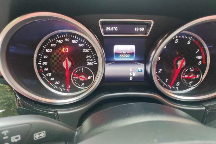 Used Mercedes-Benz GLE  Instrument Cluster