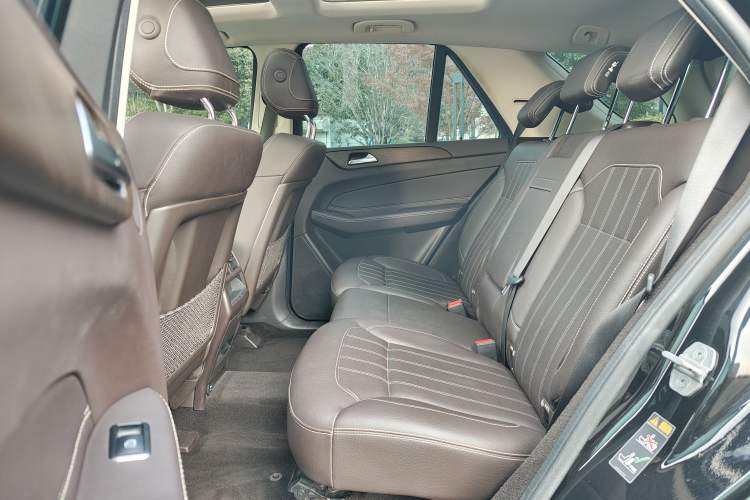 Used Mercedes-Benz GLE 2016 GLE 400 4MATIC Interior 1
