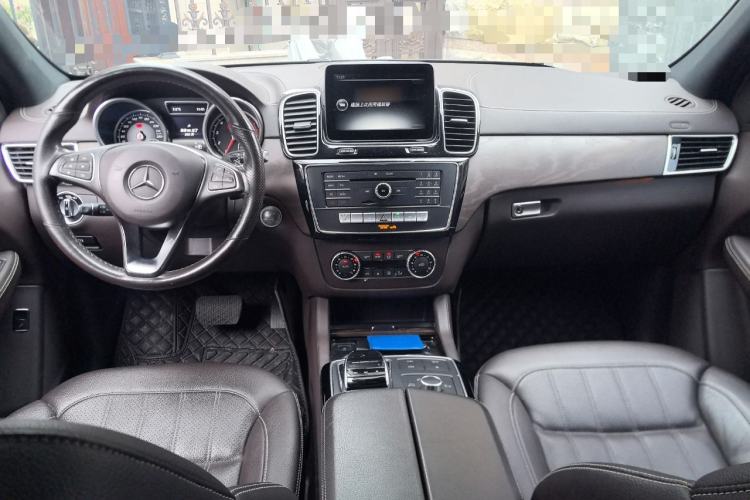 Used Mercedes-Benz GLE 2016 GLE 400 4MATIC Interior 2