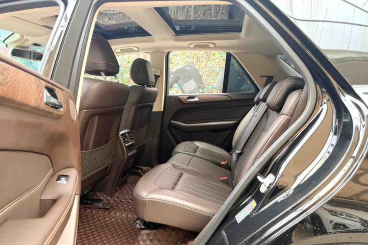 Used Mercedes-Benz GLE 2016 GLE 400 4MATIC Interior 2