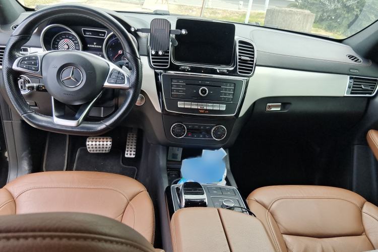 Used Mercedes-Benz GLE 2016 GLE 450 AMG 4MATIC Interior 2