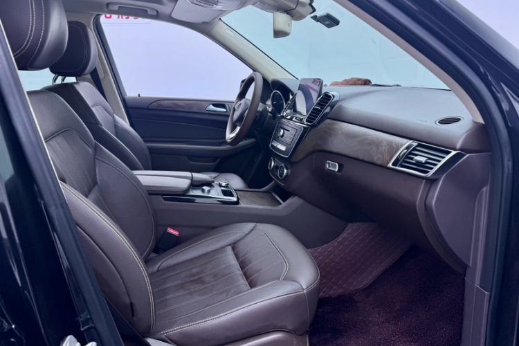 Used Mercedes-Benz GLE 2016 GLE 320 4MATIC Dynamic Edition Interior 3