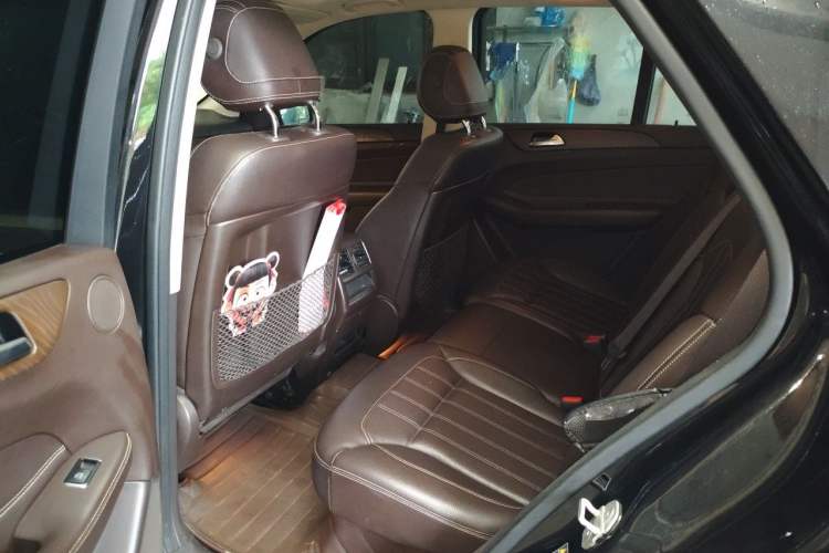 Used Mercedes-Benz GLE 2016 GLE 320 4MATIC Dynamic Edition Interior 4