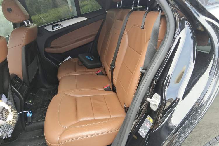 Used Mercedes-Benz GLE 2016 GLE 450 AMG 4MATIC Interior 4