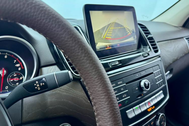 Used Mercedes-Benz GLE 2016 GLE 320 4MATIC Dynamic Edition Interior 6