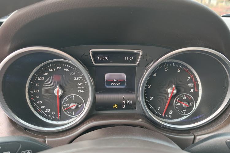 Used Mercedes-Benz GLE 2016 GLE 400 4MATIC Interior 7