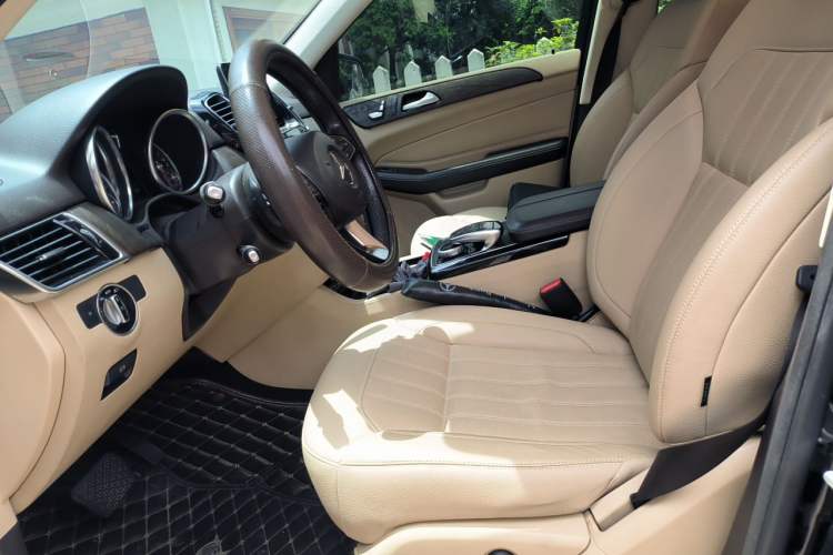 Used Mercedes-Benz GLE 2016 GLE 400 4MATIC Left Front Seat
