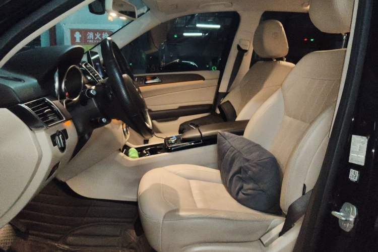 Used Mercedes-Benz GLE 2016 GLE 320 4MATIC Luxury Model Left Front Seat