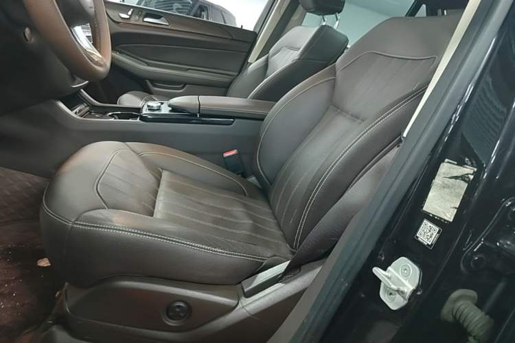 Used Mercedes-Benz GLE 2016 GLE 320 4MATIC Dynamic Edition Left Front Seat