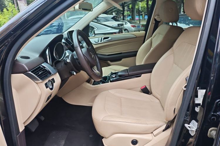 Used Mercedes-Benz GLE 2016 GLE 300 d 4MATIC Left Front Seat